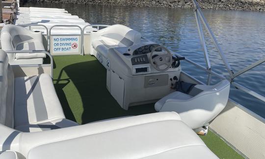 Bateau ponton de 21 pieds pour 6 personnes à San Diego