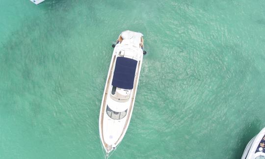 ¡Yate de lujo Sunseeker Manhattan 60 en Tulum y Playa del Carmen!