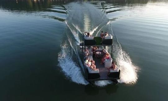 Pontón flotante para parque acuático en el lago Tahoe: 4 horas