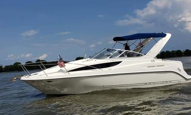 Bayliner Cruising Boat for 6 People in Washington, DC