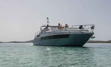 Charter 44' Cranchi Motor Yacht em Míconos, Grécia