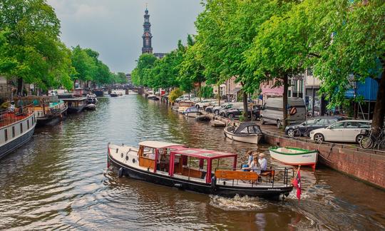 Excursion privée en bateau de 2 heures ou plus sur le canal à Amsterdam