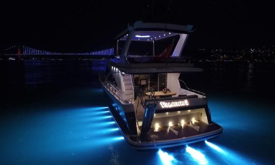 Espetacular iate a motor Flybridge para alugar em Istambul