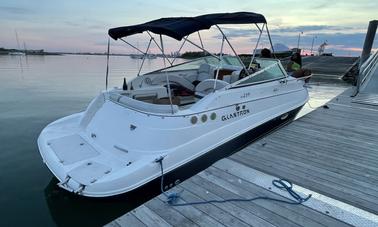 26' Glastron GS Motor Yacht in Boston, Massachusetts