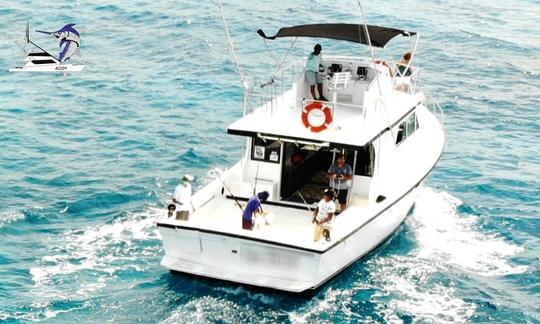 Pegue o grande com nosso exclusivo barco de pesca Defender 48 pés 