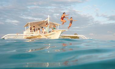 Cruzeiro de barco 'Galatea' Outrigger na Ilha de Siargao