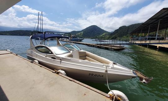 26ft Real Mangueseco Speedboat Rental in Angra dos Reis, Brazil