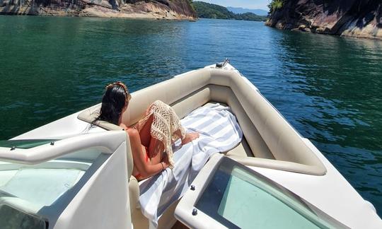 26ft Real Mangueseco Speedboat Rental in Angra dos Reis, Brazil