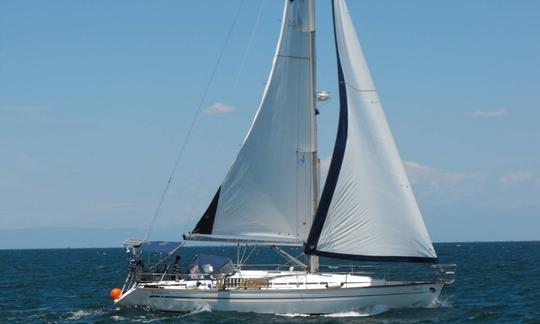 Velero Bavaria 40' para alquilar en Halkidiki