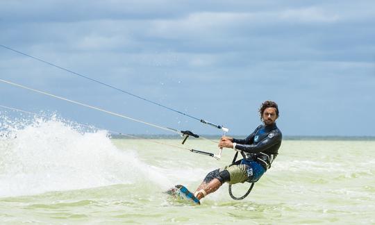 Alquiler y clases de kitesurf en Otranto, Italia