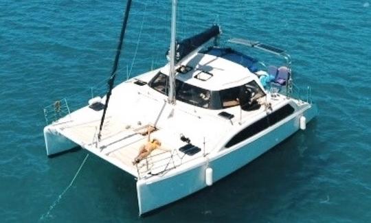 Vela épica de catamarã de 34 pés em Waikiki