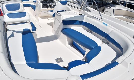 249SD Bayliner 300Hp Powerboat for Rent in Croatia