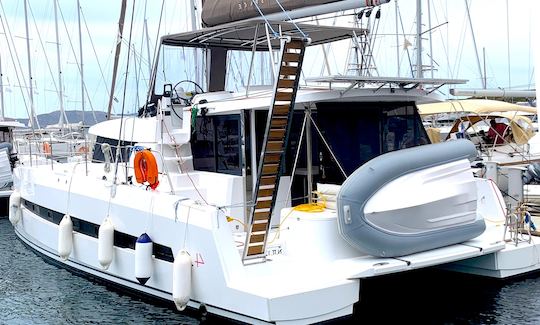 2020 Bali 4.1 Sailing Catamaran Charter in Lavrion