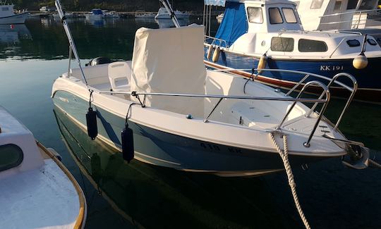 Northstar 19ft Powerboat for Daily Charter in Pinezići