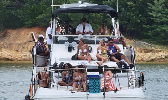 WHISKEY DANGER-Second Largest Luxury Rental Yacht Lake Lewisville-4 Hour Minimum