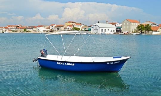 Alquila un Pasara Dinghy de 16 pies en Betina, Croacia