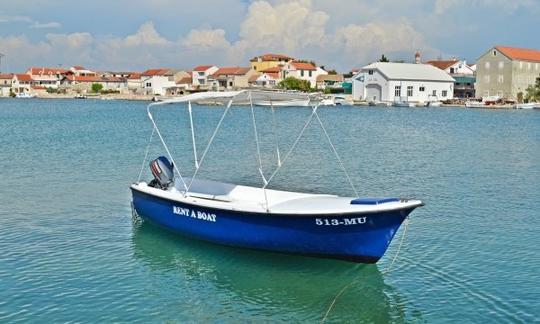 Alquila un Pasara Dinghy de 16 pies en Betina, Croacia