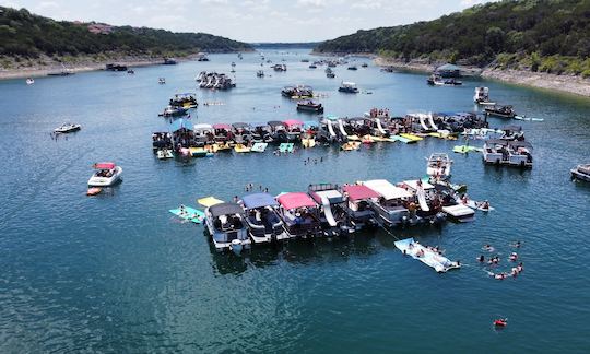 Atx Wake Adventures at its finest in Devil’s Cove!