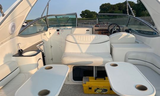 33ft Maxum Scr - Votre prochain charter vous attend !