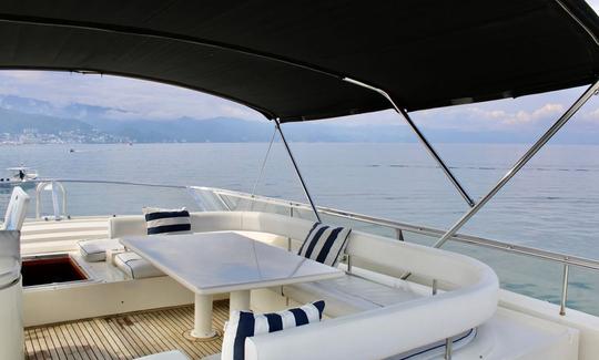 Luxury Mega Yacht Ferreti 80' Puerto Vallarta