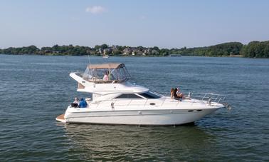 41 Ft. Yacht Tours & Adventures on Old Hickory Lake -Near Nashville