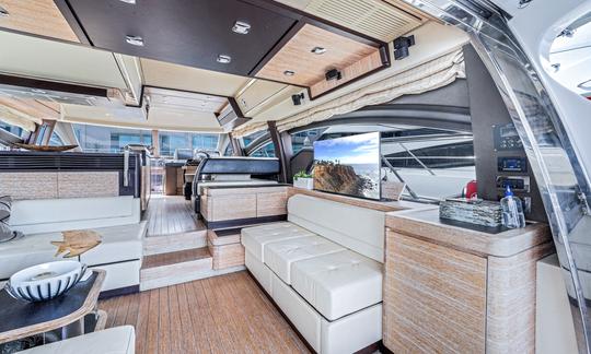 Azimut 64' Super luxuoso e super sexy 