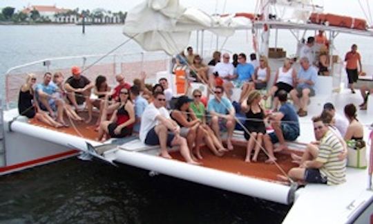 Hakuna Matata - Catamarán para fiestas en el sur de Florida