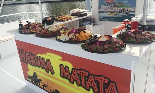 Hakuna Matata - Catamarán para fiestas en el sur de Florida