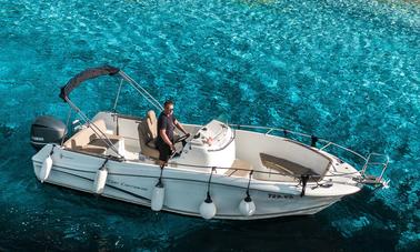 Rent Speedboat Cap Camarat 750 in Vela Luka, Croatia