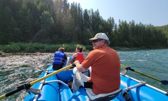 Diversão fluvial em Kalispell!! Jangada NRS de 16 pés