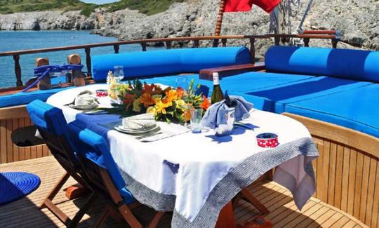 Goélette à voile pour 8 personnes pour une croisière sur la côte turque