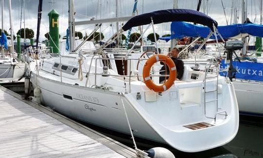 Velero Beneteau Oceanis Clipper 37.3 en Hondarribia y Francia