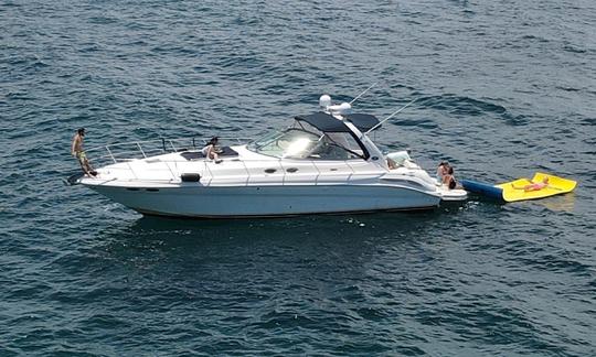 *Fort Lauderdale* - Cruise in Style in this Gorgeous 45' Sea Ray Sundancer Yacht