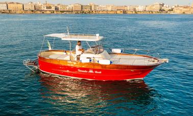 Gozzo Sorrentino 30' Motor Yacht in Taranto