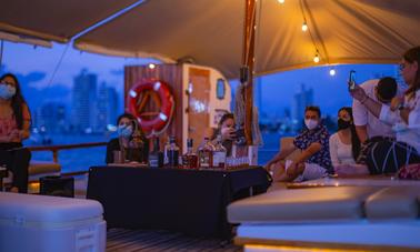 Super catamaran pour Cholon, Barú, croisière au coucher du soleil, déjeuner ou dîner à bord...