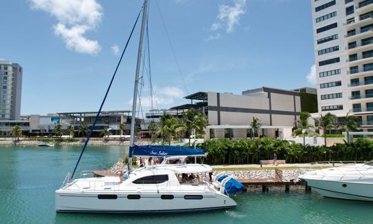 30 Persons 46' Cruising LEOPARD Sailing Catamaran in Cancún, For Charter