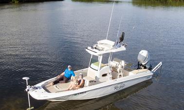 Captain Couple offrira une expérience exceptionnelle sur les eaux de Tampa Bay à bord de Specialty Whaler