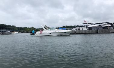 Doral 350 SE Cabin Cruiser Charter on Lake Lanier