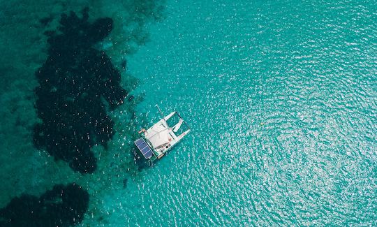 Catamarán LBV de alquiler en Ibiza, España