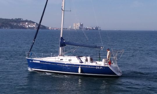 Beneteau First 31,7 Sailing Charters in Lisboa