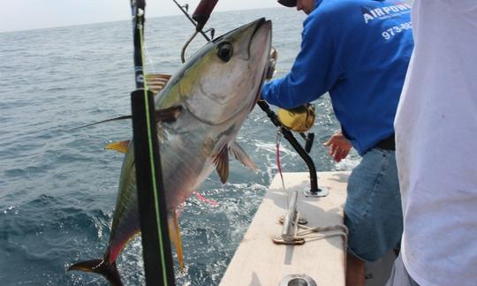 Charters de pesca en Crystal Bay: MEDIO DÍA (4 horas)