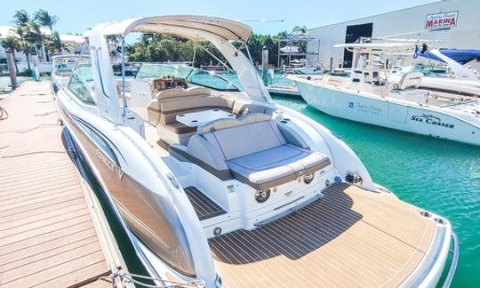 ''Serenita'' Formula 31 BR Motor Yacht Rental in Sarasota, Florida