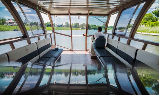 Catamarã de festas para eventos e passeios turísticos em Cracóvia