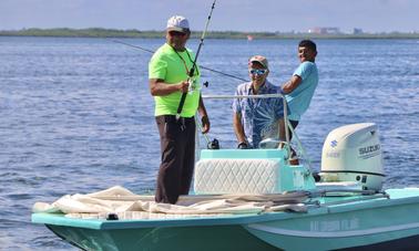 Fly Fishing Cancun Large Boat 4 people plus crew