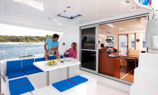 2015 Sailing Yacht Catamaran Leopard 44