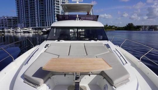 Beutiful 60ft Prestige 2022 with 2 Jet Skis in Miami.