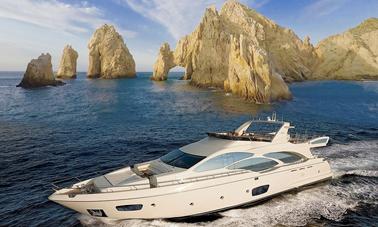 Megayate Azimut de 100 pies disponible para alquilar en Cabo San Lucas, México