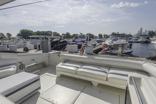 Diversey Harbor Gorgeous 48' Sea Ray Luxury Yacht