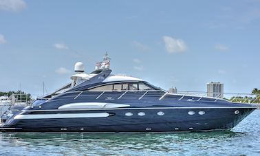 Location d'un méga-yacht Viking Princess V70 Power « Sweet Thing V70 » à North Bay Village, en Floride