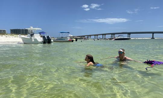 Faites la fête sur l'eau sur l'île !